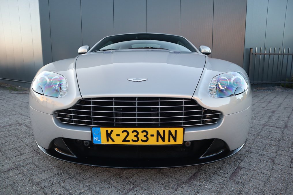 Aston Martin - Vantage S V8 - 2011 #2.1