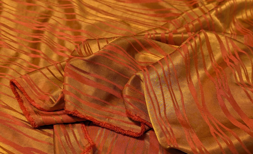 Fiamme arancio-dorate in misto seta – Castello del Barro - Textil  - 635 cm - 140 cm #2.1