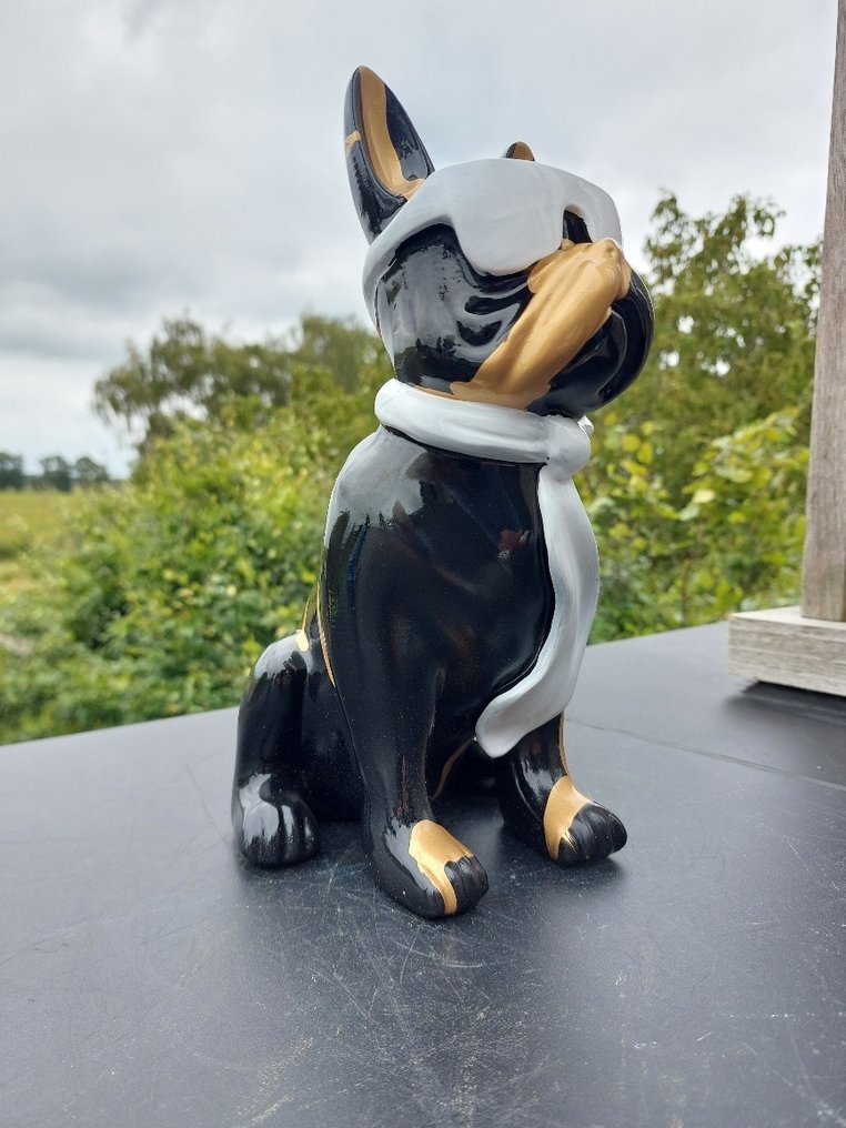 Statue, garden statue dog color black with gold paint color - 28 cm - polyresin #1.0