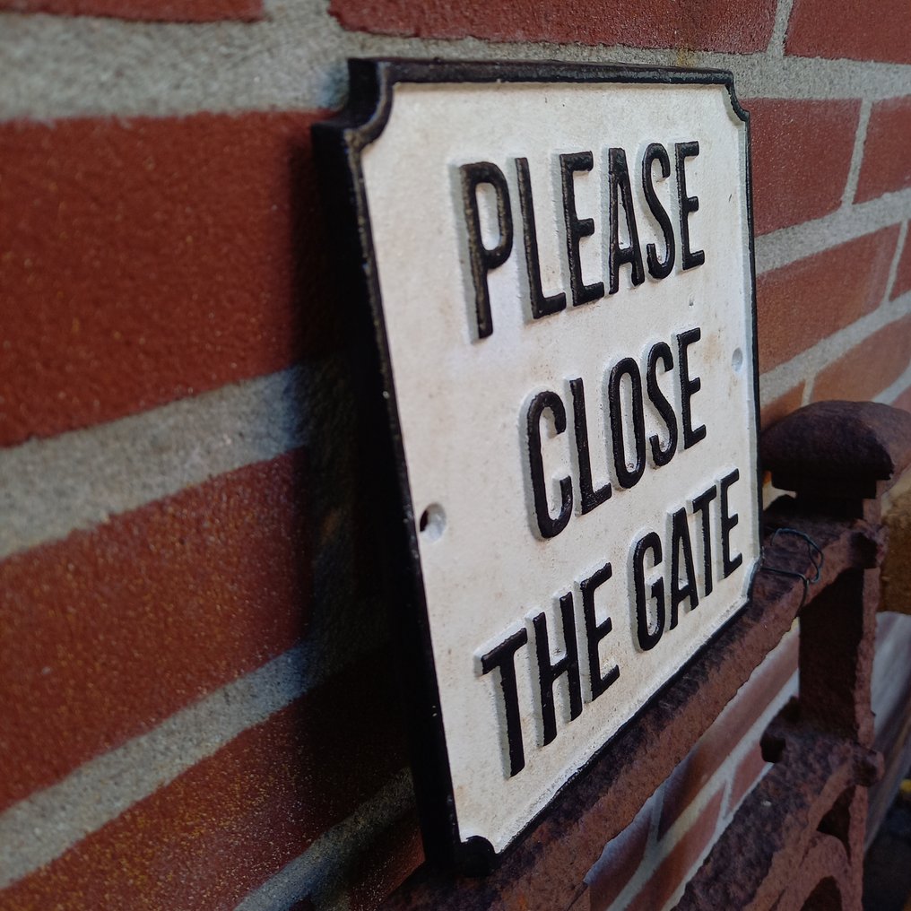 Plaque - Please close the gate. - Cast iron #3.2
