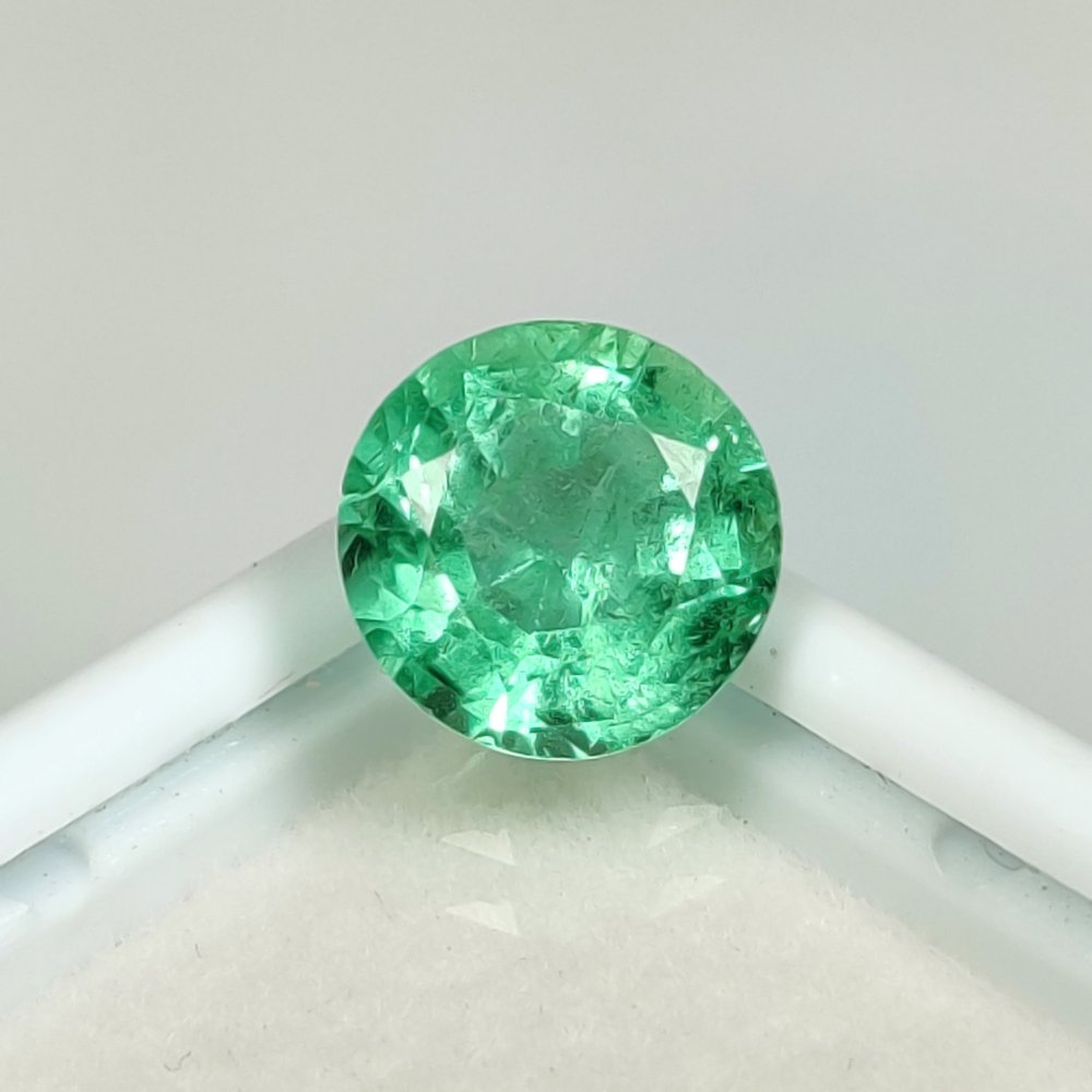 Verde Smarald - 2.35 ct - IGI (Institutul gemologic internațional) - Top Luster #3.2