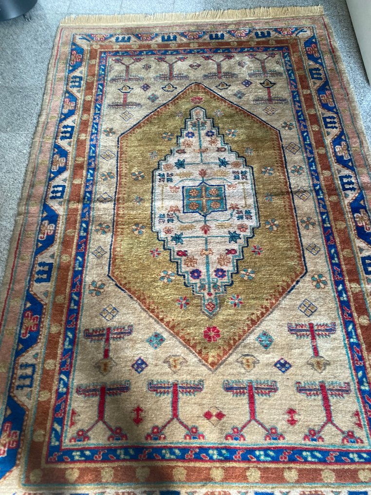 Carpet - 190 cm - 135 cm #3.2