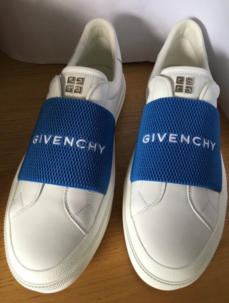 Givenchy - Lenkkarit - Koko: EU 43 #1.0