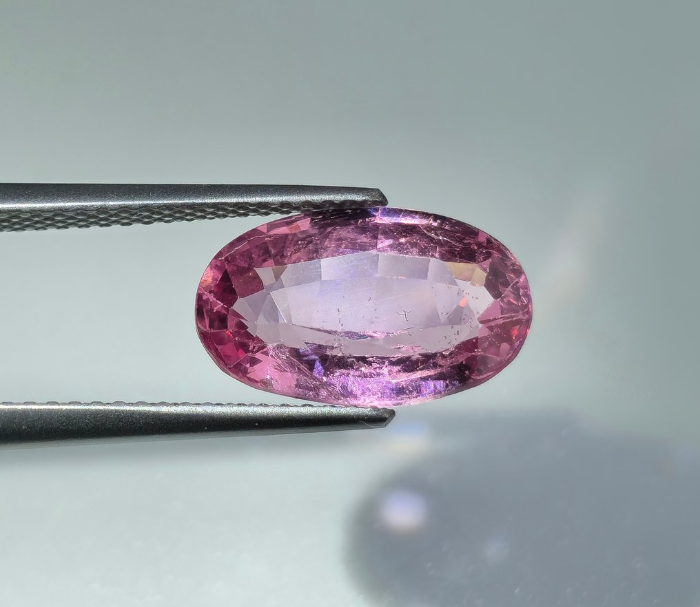 1 pcs  粉色 尖晶石  - 4.74 ct - 国际宝石研究院（IGI） - 鲁贝拉特 #1.0