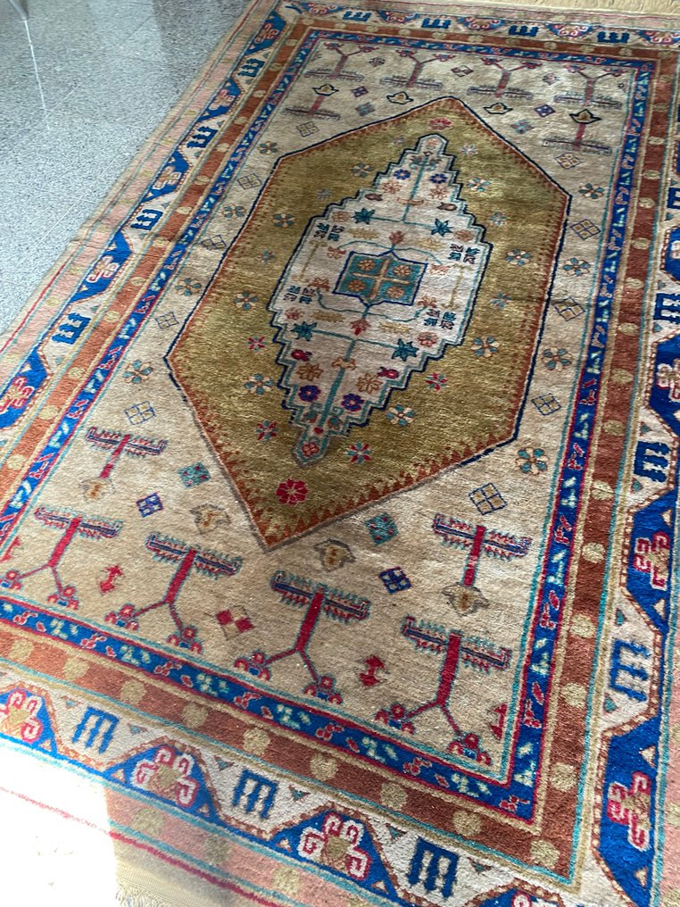 Carpet - 190 cm - 135 cm #4.3