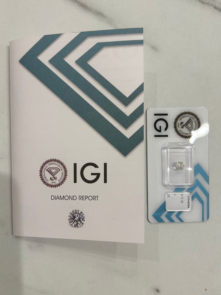 1 pcs Diamond  (Natural)  - 0.71 ct - Round - J - I2 - International Gemological Institute (IGI) #1.0