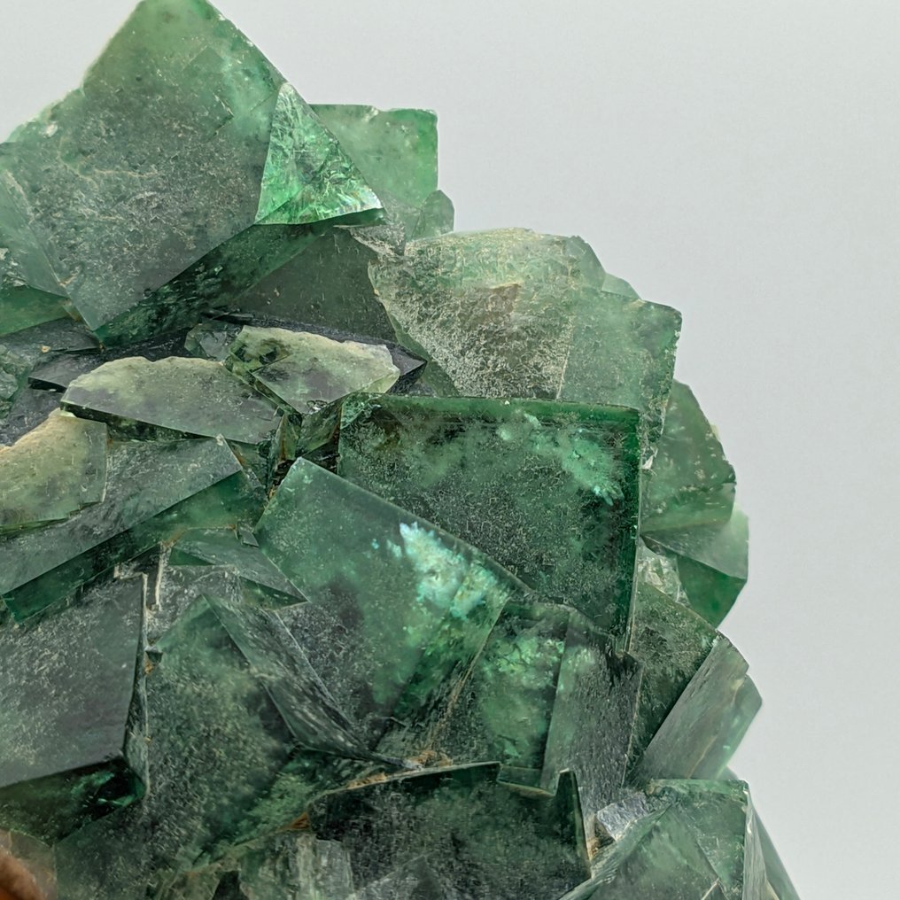 Green Fluorite, Crossed Crystals, Madagascar Crystals on matrix - Height: 144 mm - Width: 83 mm- 767 g #2.1