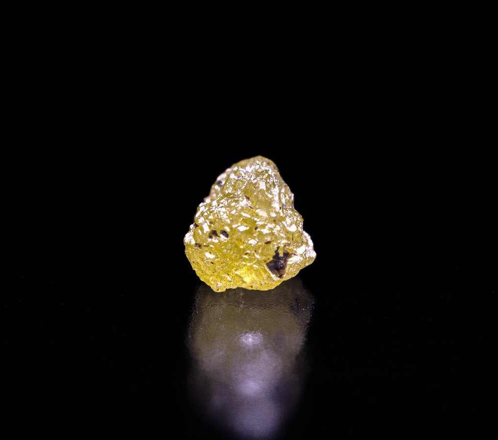 Rarest Yellow Diamond Exceptional – 0.33 ct – India No reserve price - Height: 3.7 mm - Width: 3.3 mm- 0.07 g - (1) #1.0