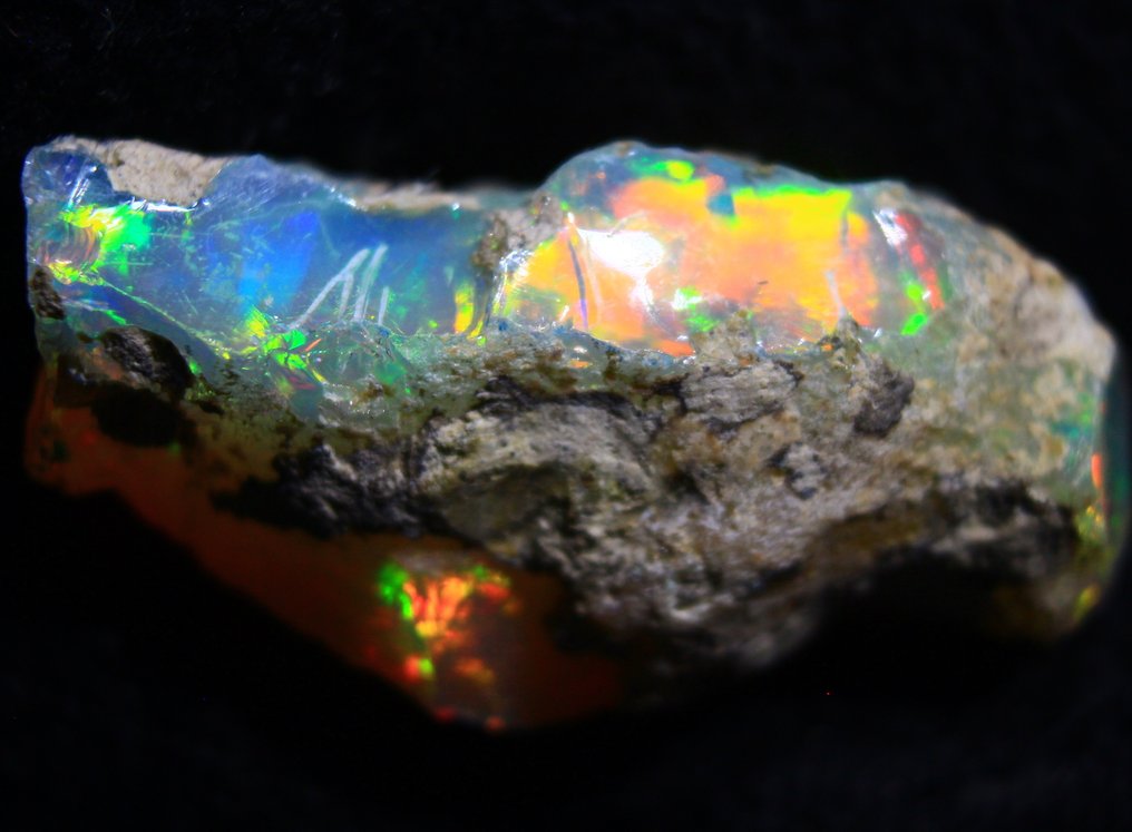Free shipping Ct. 18.80 Ethiopian Opal Rough - Height: 30 mm - Width: 15 mm- 3.76 g #3.2