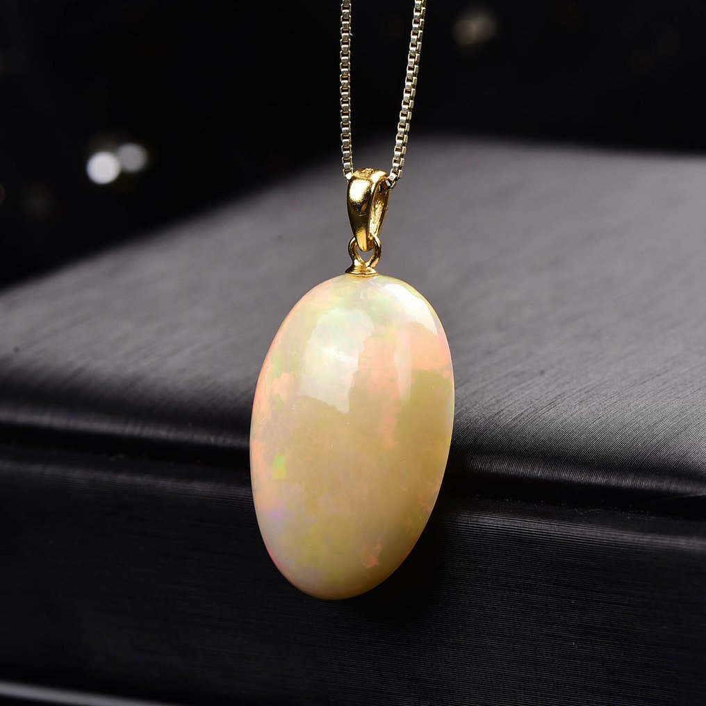 Høyst eksklusivt naturlig opal-halskjede En intens farge som umiddelbart fanger øyet- 4.2 g #4.3