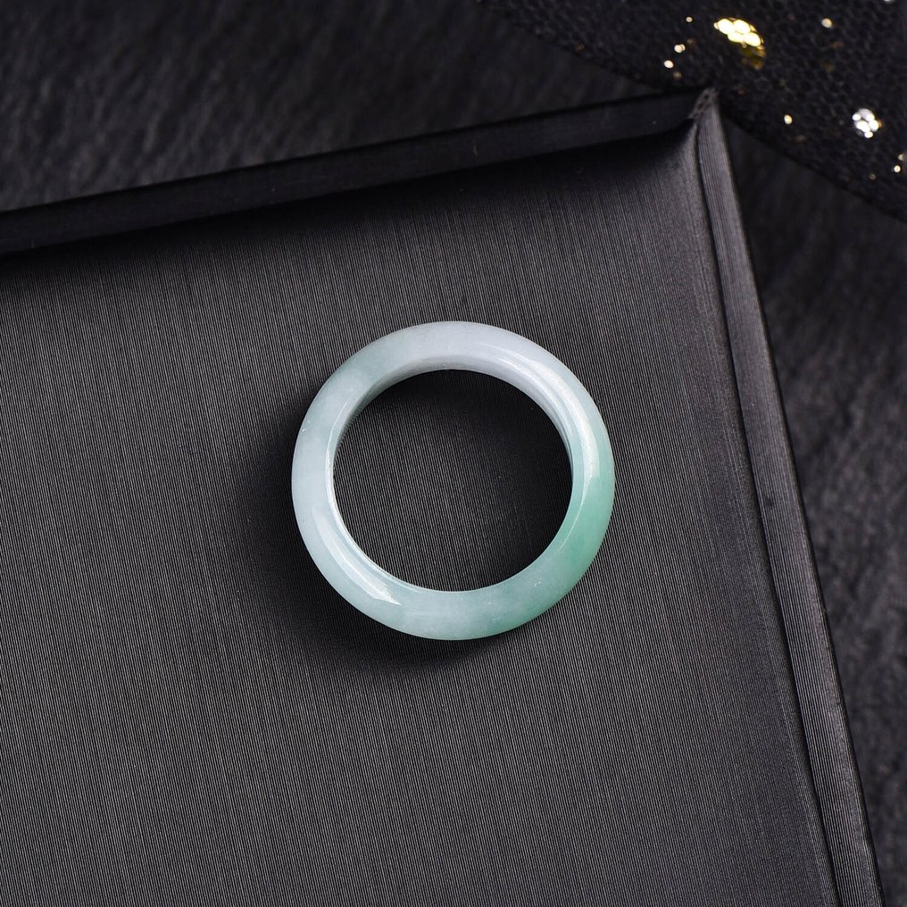 ALGT Certificato - Anello di giada naturale enorme e altamente esclusivo Un'espressione pura della bellezza naturale- 2.83 g #3.2