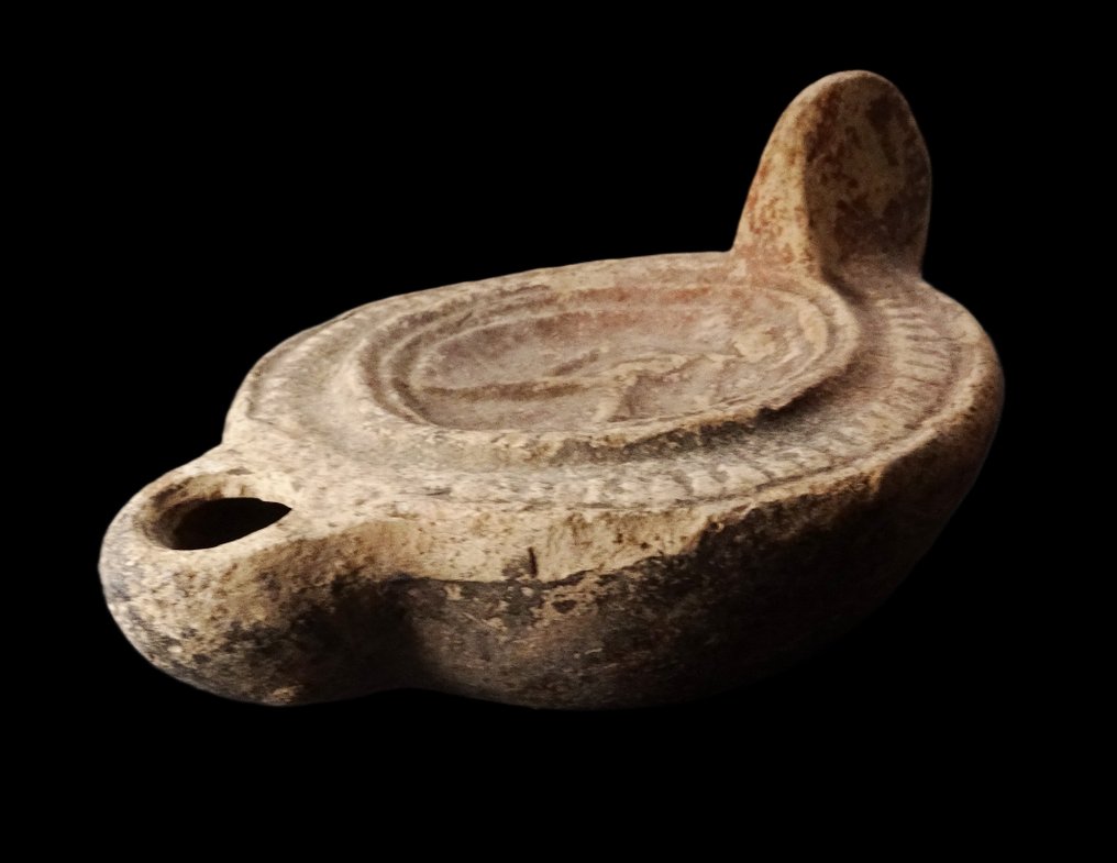 Romerska antiken Oljelampa prydd med en atlet - första/andra århundradet e.Kr. #3.2