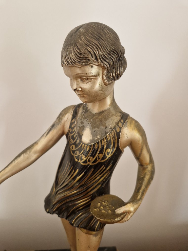 雕刻, Jeune femme aux oiseaux - 29 cm - 粗鋅, 大理石 #3.2