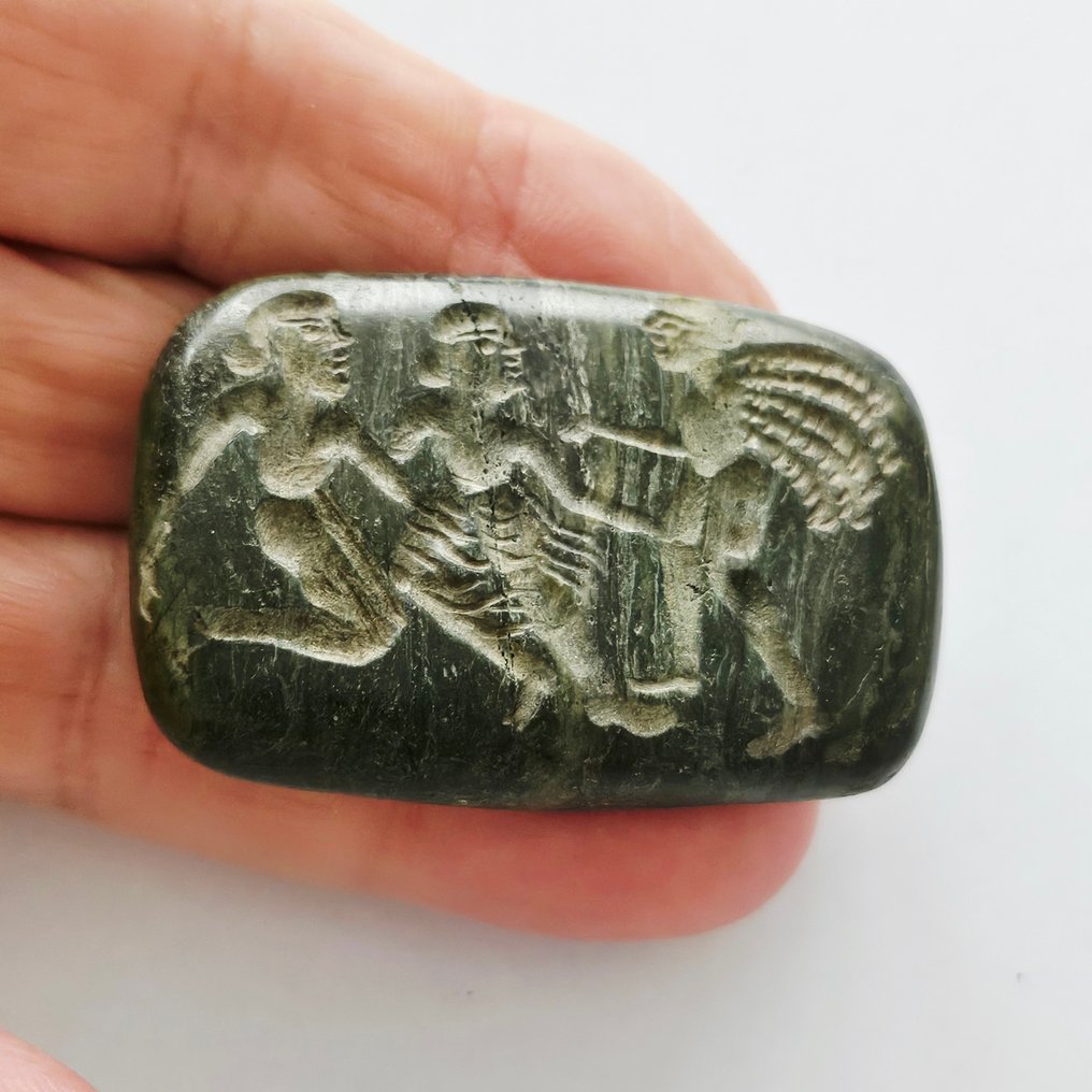 丝绸之路，中亚 绿 Aventurine 石英 家庭场景珠子护身符 - 50 mm #3.2