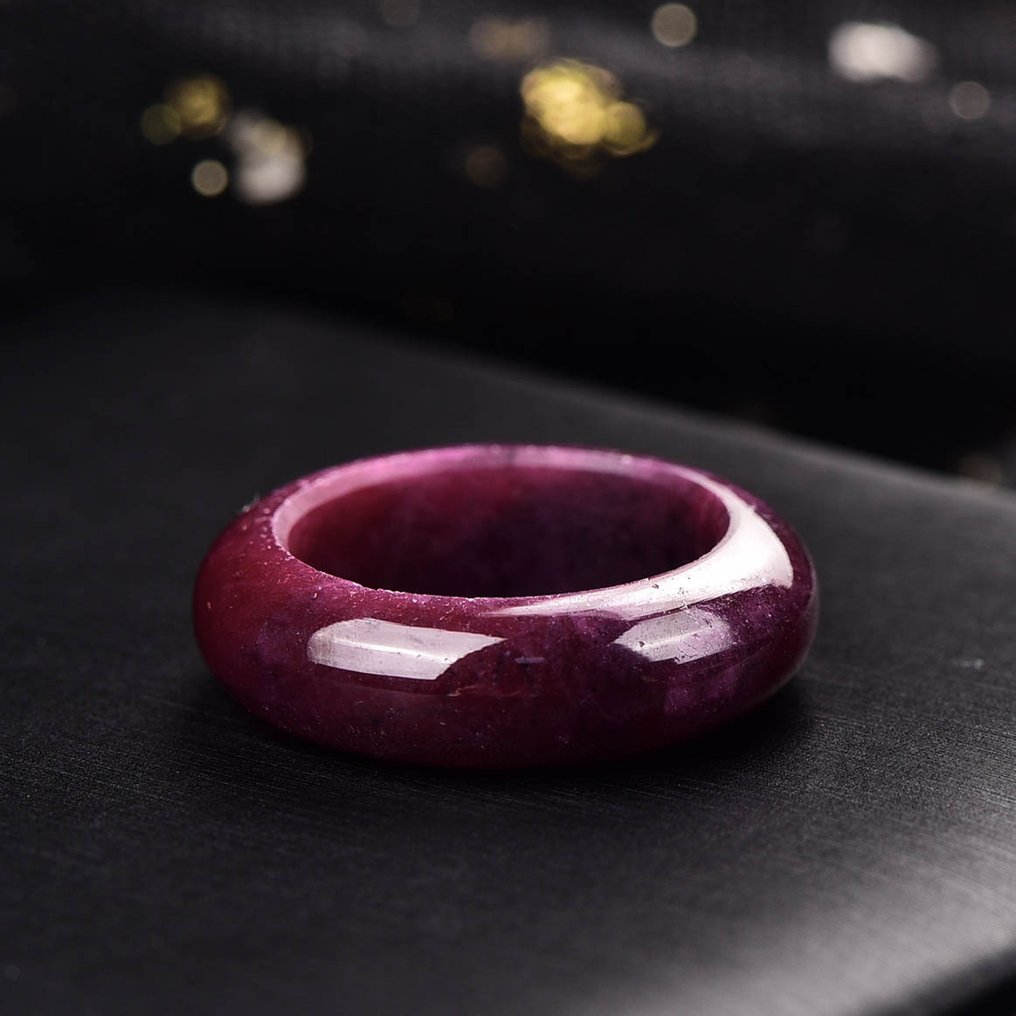 Ei varauksia - ALGT-sertifioitu - suuri ja erittäin eksklusiivinen luonnollinen rubiikkisormus. Voimakas sävy, jonka luonnon ja ajan muovaama.- 7.71 g #1.0