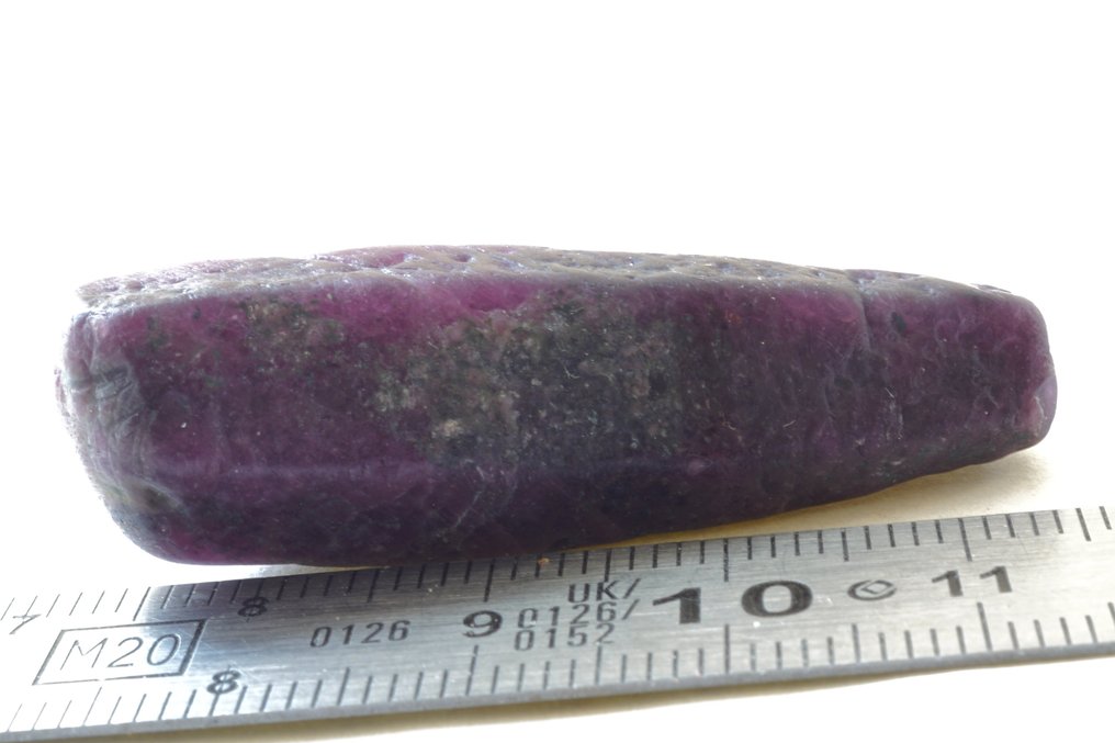 Ruby 182 carats of raw ruby crystals, untreated- 36.38 g - (2) #2.1
