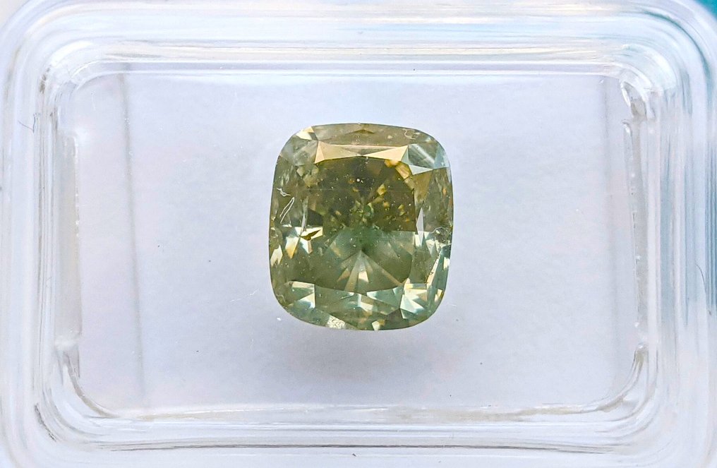 Ingen mindstepris - 1 pcs Diamant (Naturfarvet) - 2.50 ct - Pude - Fancy light Gullig, Grå Grøn - I1 - International Gemological Institute (IGI) #1.0