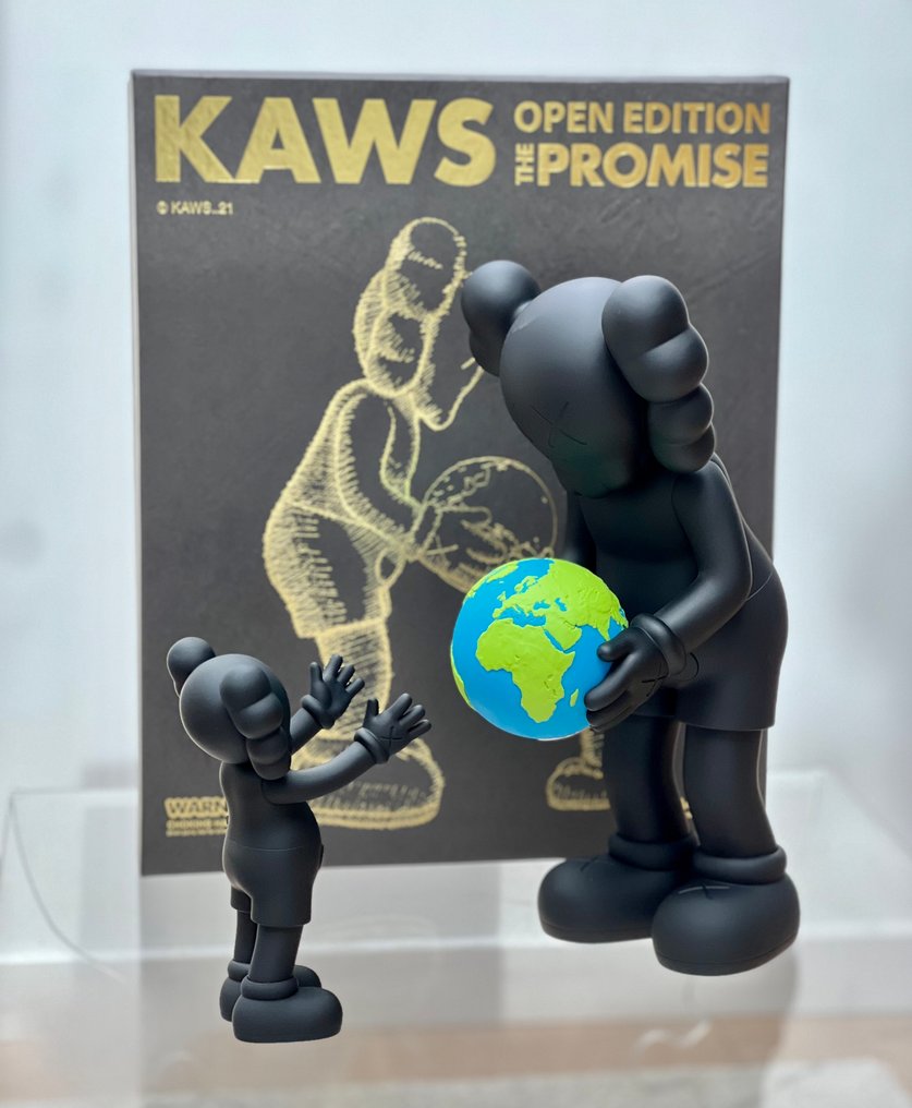 Kaws (1974) - The Promise (Black) #1.0