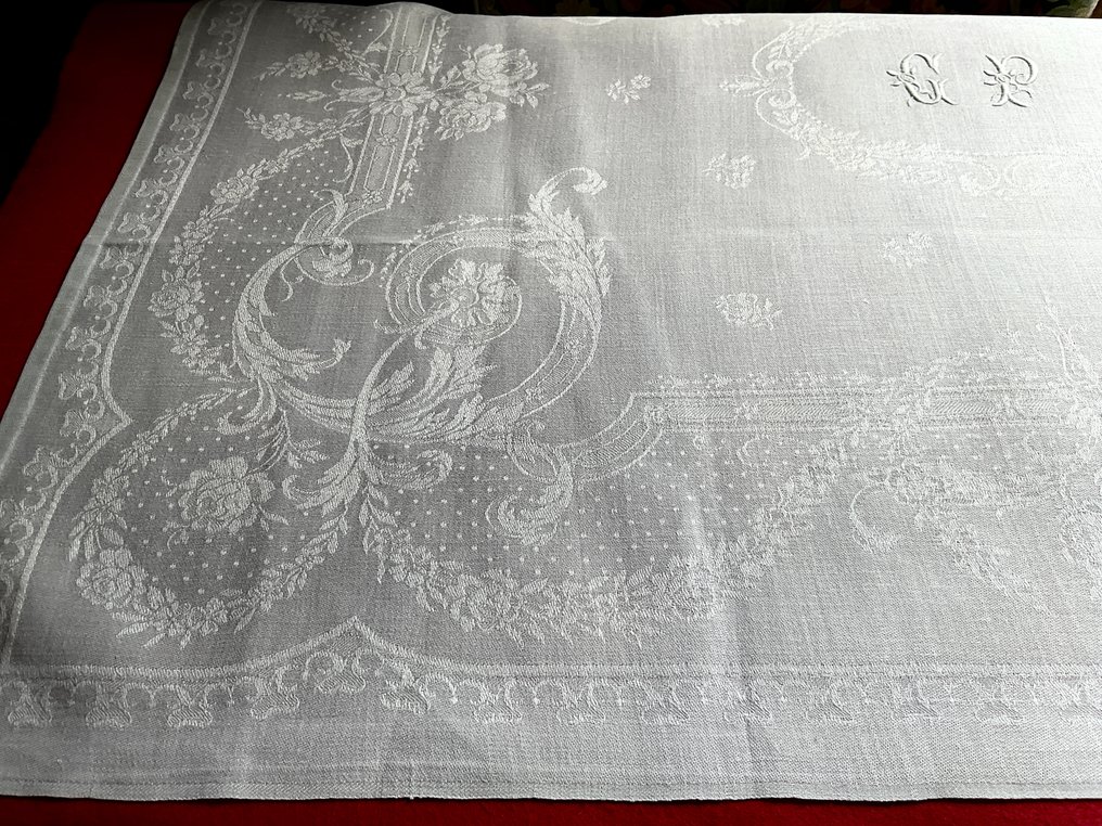 6 Early XXth Century silk and linen damask napkins with C.P. initials. - Napkin  - 68 cm - 80 cm #3.2
