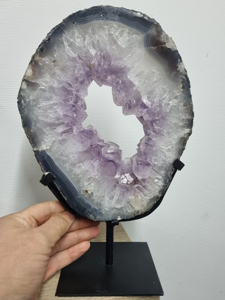 Big high-quality amethyst portal on luxury steel stand. - Height: 310 mm - Width: 200 mm- 2942 g #1.0