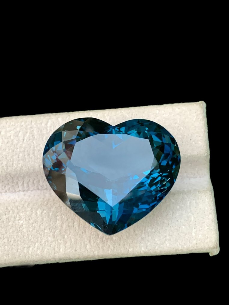 没有保留价 - 1 pcs  蓝色 黄宝石  - 77.05 ct - 国际有色宝石协会（ICA GemLab） #1.0