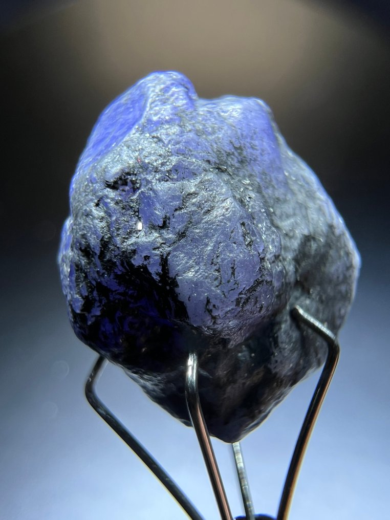 14.75 克拉稀有深蓝璀璨 A++ 坦桑石 水晶- 2.95 g #1.0