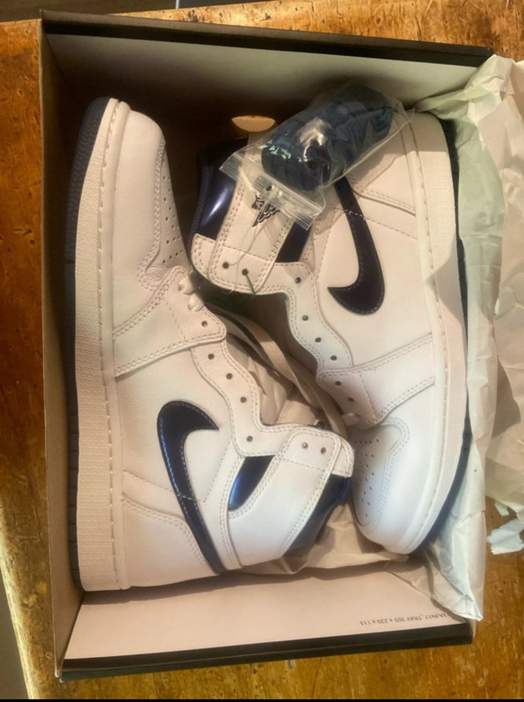 Nike - Air Jordan 1 Retro High OG - Baskets montantes - Taille : EU 42 - Neuf avec étiquette #3.2