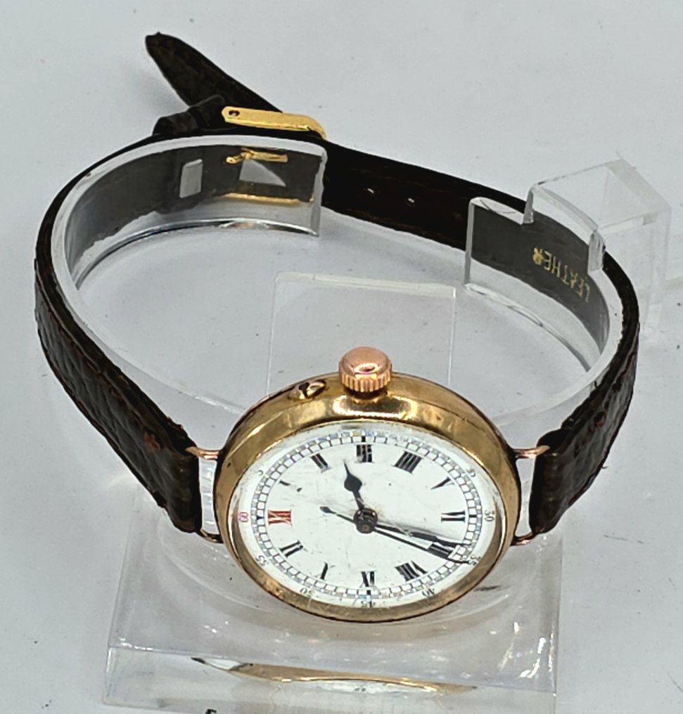 Atlas Watch Co./Stauffer, Son & Co., La-Chaux-de-Fonds, - frühe 9K Trench Watch - Eigenkaliber - Schweiz um 1914 - Unisex - 1900-1949 #1.0