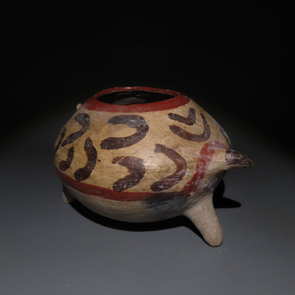 Chupícuaro，瓜纳华托，墨西哥 Terracotta 容器。公元前400年至公元100年。长18厘米。西班牙出口许可证。 #3.2