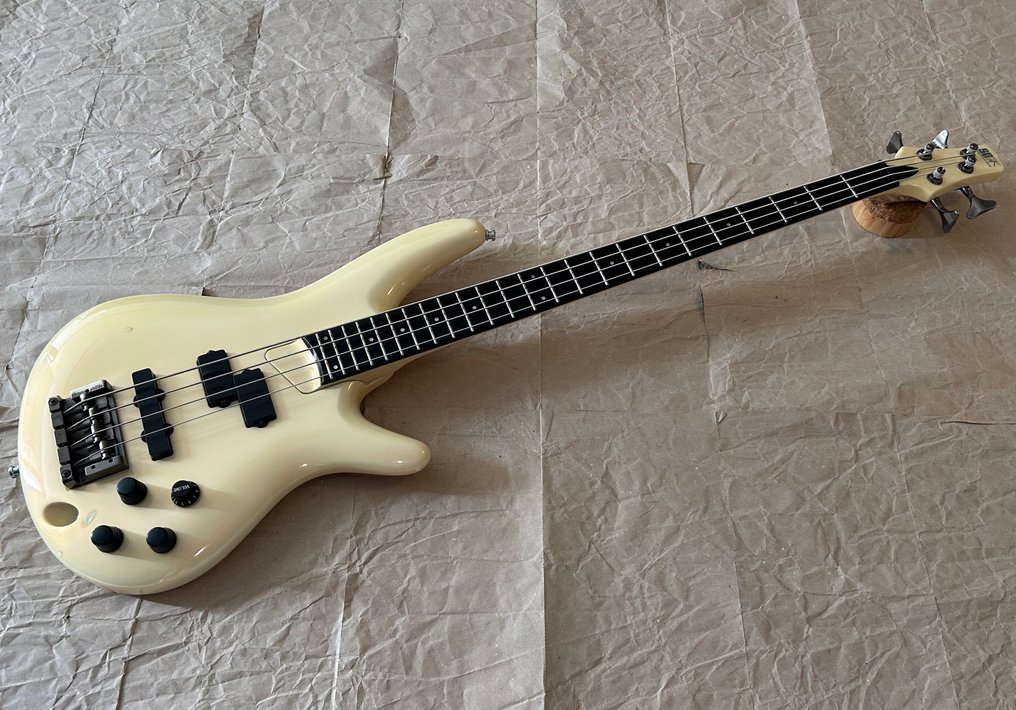 Ibanez - SR1000 EMG - - Elektryczna gitara basowa - Japonia - 1991 #2.1