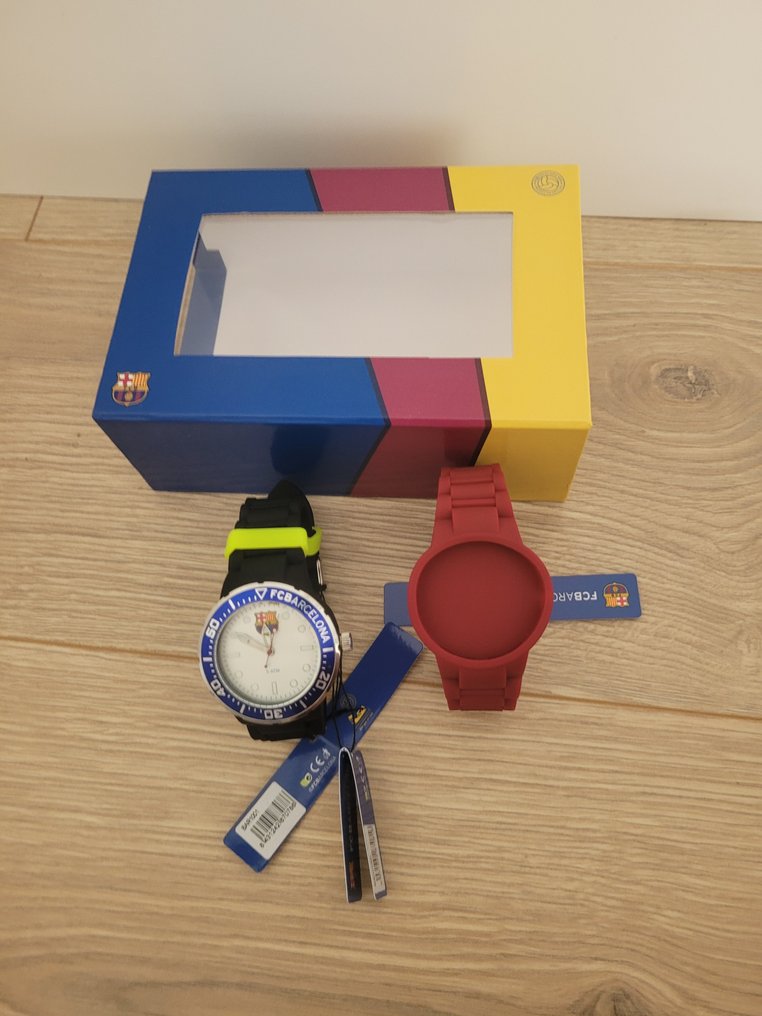 巴塞罗那足球俱乐部 - 光彩照人的时钟。官方产品。  #3.2