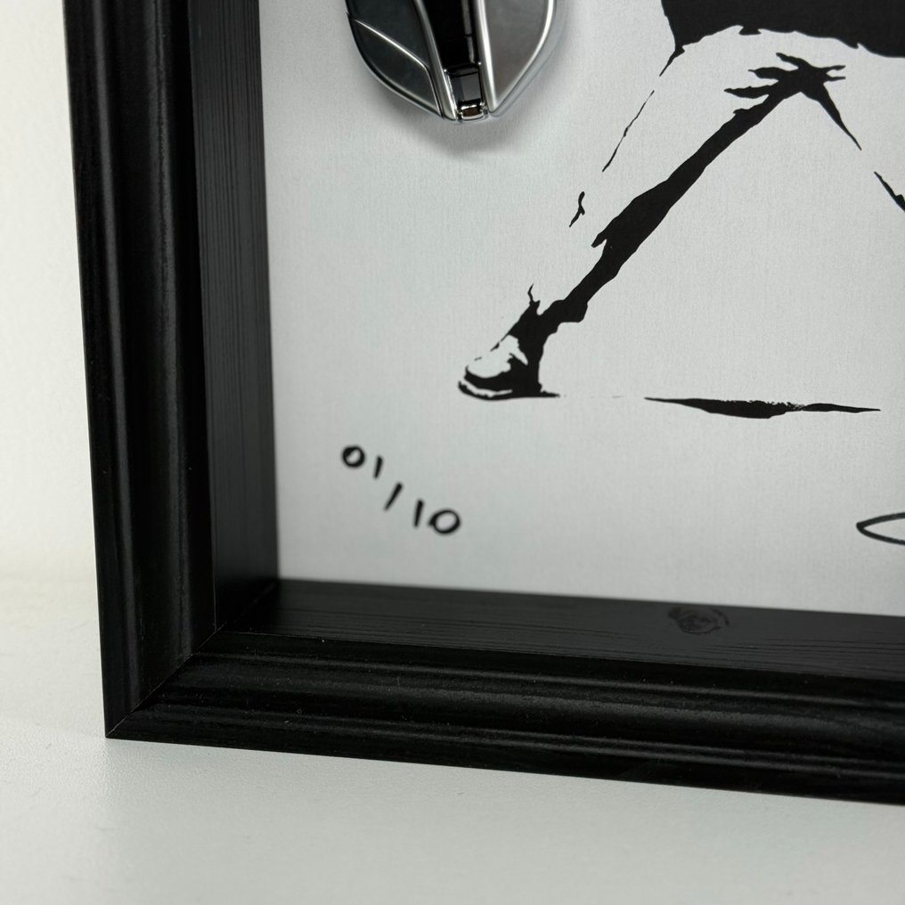 Artwork - Maserati - Maserati Thrower - Feat Bansky - 2024 #4.3