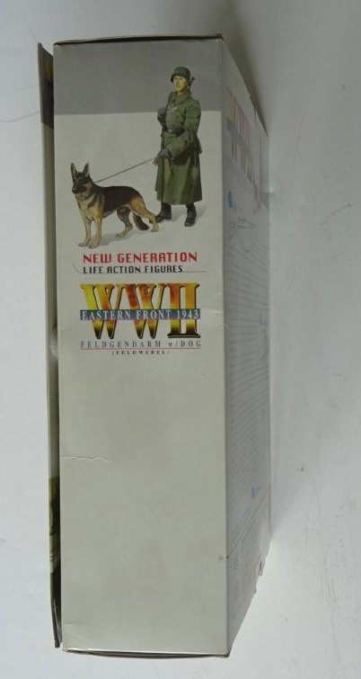 Dragon Modellen - Action figure Gustav Feldgendarm met hond - 2000-2010 - Hong Kong #2.1