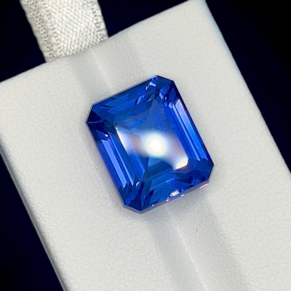 蓝色, 紫罗兰色 坦桑石 - 15.72 ct - 美国宝石研究院(GIA) - Fine Top Gem #2.1