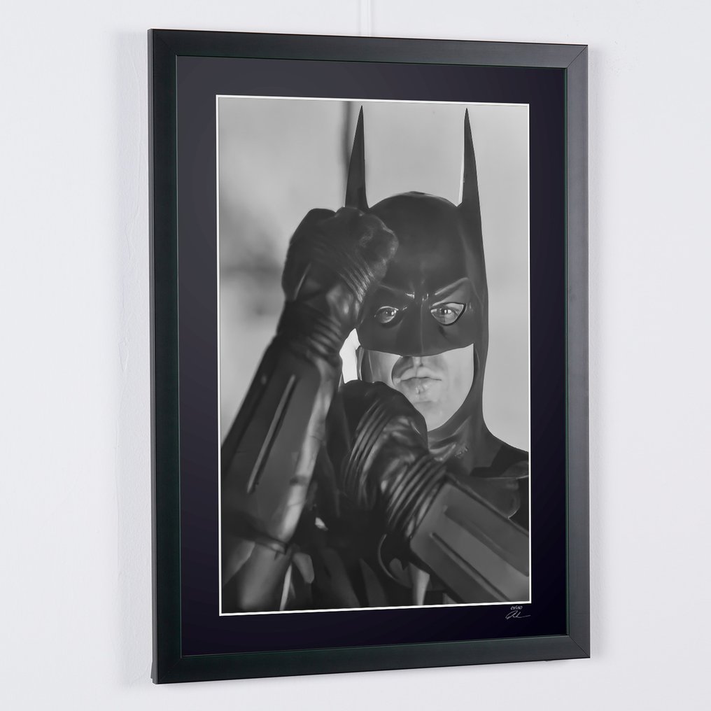 Batman 1989 - Michael Keaton - Fine Art Photography - Luxury Wooden Frame 70X50 cm - Limited Edition 01 of 30 - Serial 20050 - Original Certificate (COA), Hologram - 100% New. Shipping Reduction from 3 items #4.3