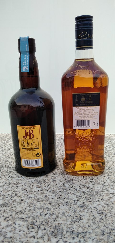 J&B 15yo Reserve + Grant's 8yo Triple Wood - 70cl - 2 bottles #1.0