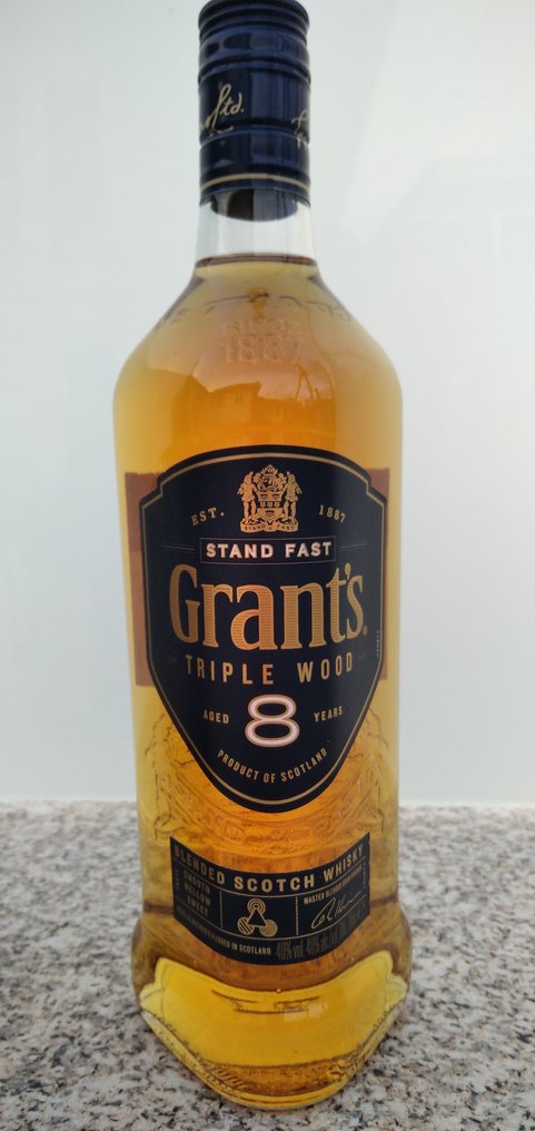 J&B 15yo Reserve + Grant's 8yo Triple Wood - 70cl - 2 bottles #3.2