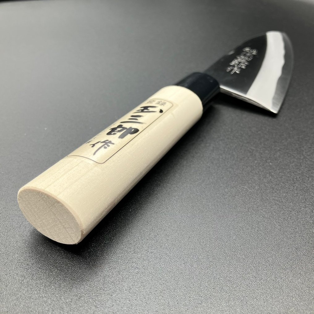 越後玉三郎(Echigo Tamasaburo) Handcrafted by master artisans - 厨刀 - 出刃包丁(Deba knife) - 免费送货 - 不锈钢, 木 - 日本 #4.3