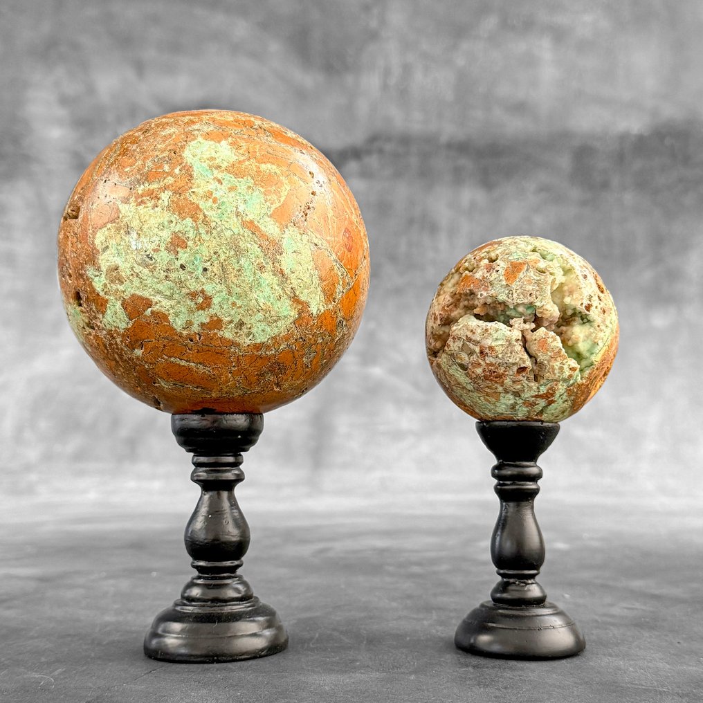 无底价 - 精彩双绿史密森石 定制支架上的球体 - 高度: 19.7 cm - 宽度: 10.6 cm- 2300 g #1.0