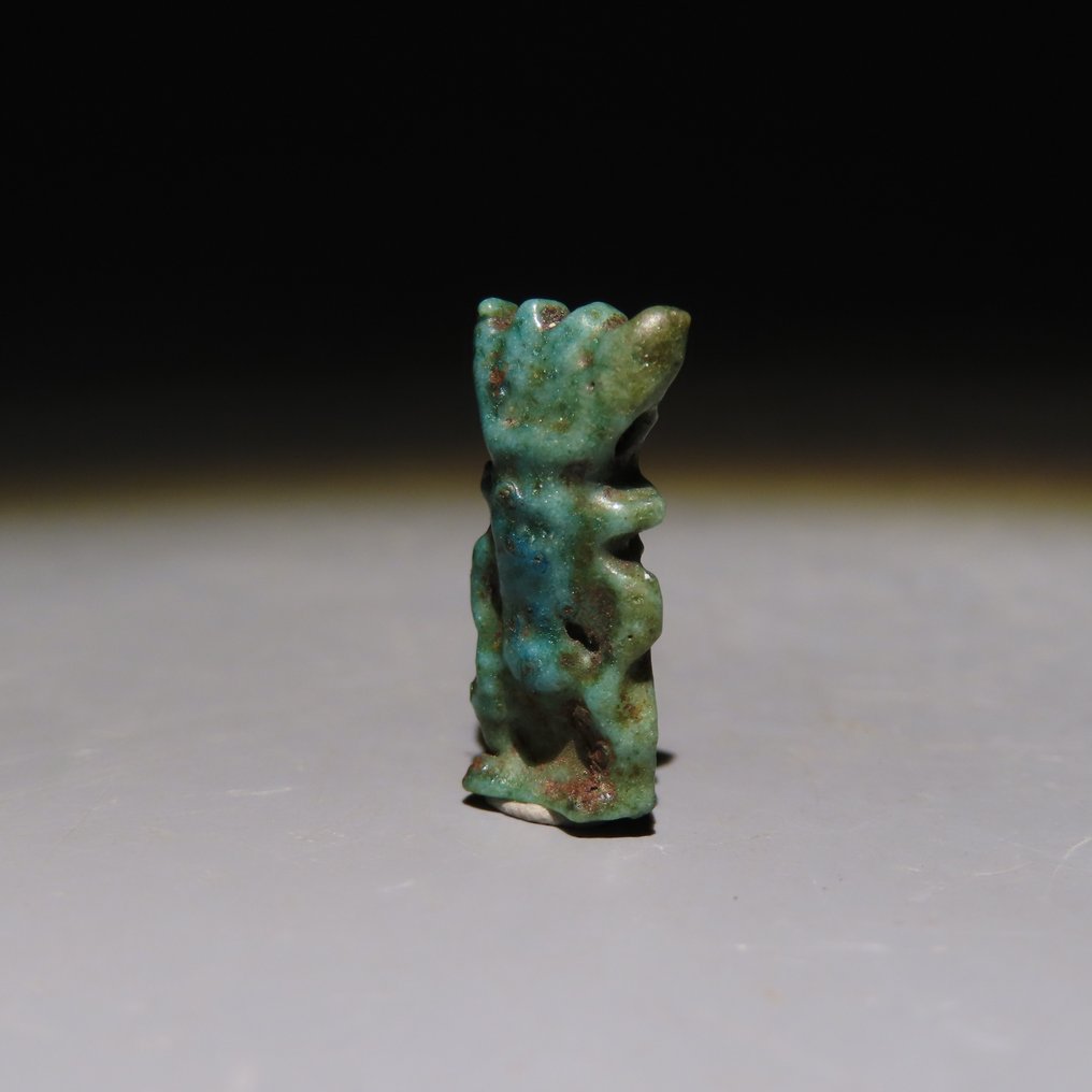 Αρχαία Αιγυπτιακή Faience Μενταγιόν Μπες. Τελευταία Περίοδος, 664 - 332 π.Χ. ύψους 1,8 εκ.  (χωρίς τιμή ασφαλείας) #2.1