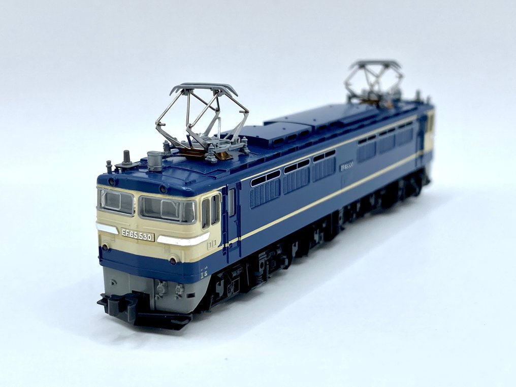 Kato N - 3017-1 - Modeleltog (1) - EF65 elektrisk lokomotiv – Limited Express farvetype - JNR #1.0