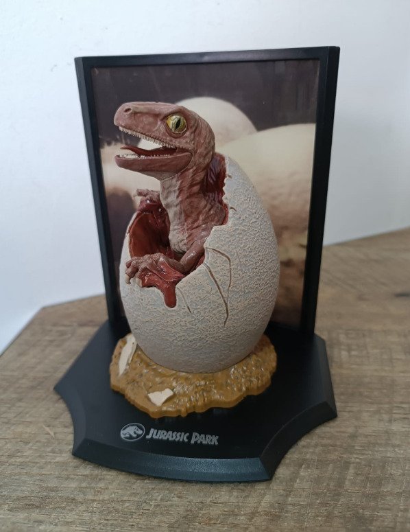 侏羅紀公園 -  - 電影道具 豪华版迅猛龙蛋，来自电影《侏罗纪公园》（全新状态） #1.0