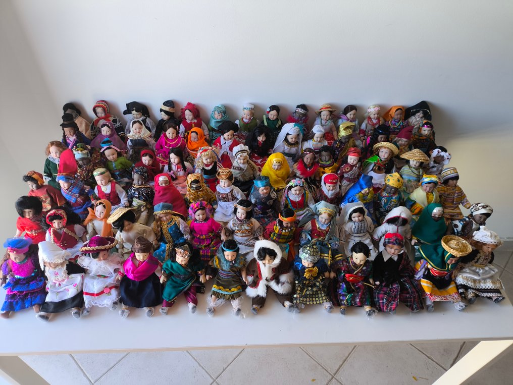 Θεματική συλλογή - Ολοκληρωμένη συλλογή όλων των 80 Κούκλων του Κόσμου #2.1