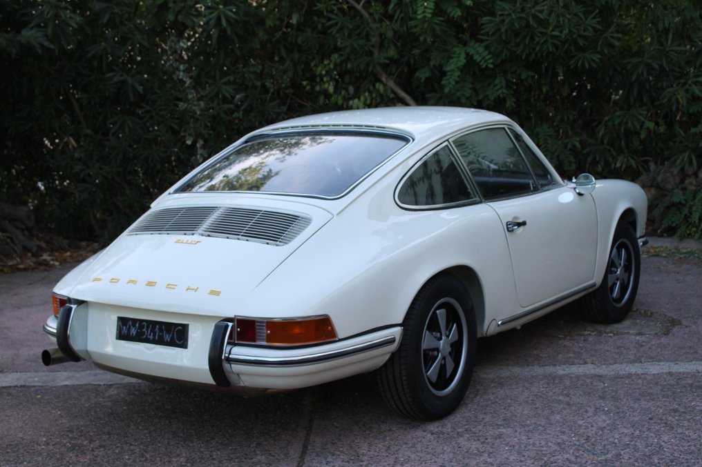 Porsche - 911 T - 1968 #1.0