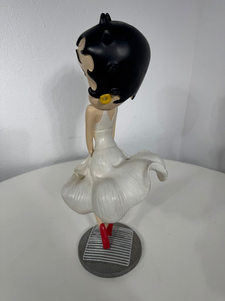 Betty Boop - Sculptură, Figure statuina da collezione in resina BETTY BOOP versione Marylin Monroe. Firmato King Fleischer - 36 cm - Plastic, Rășină #3.2