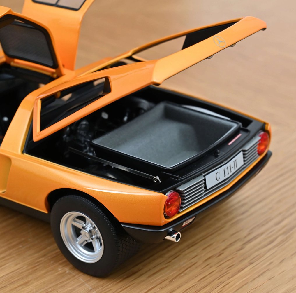Norev 1:18 - Modellbil - Mercedes-Benz C 111 / II 1970 Weissherbs métallisé 1/18 - Begrenset utgave #4.3