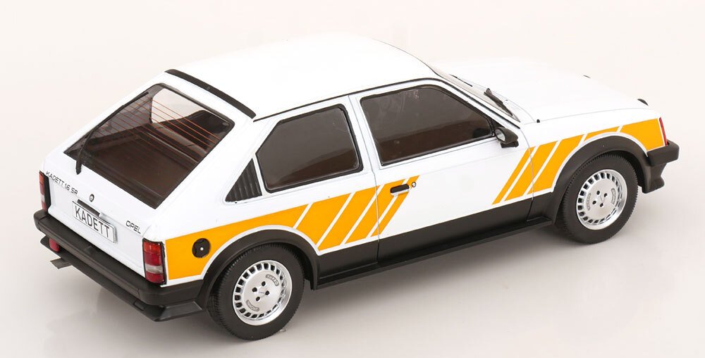 mcg 1:18 - Modell autó - Opel Kadett D SR - 1983 - Wit / Geel #2.1