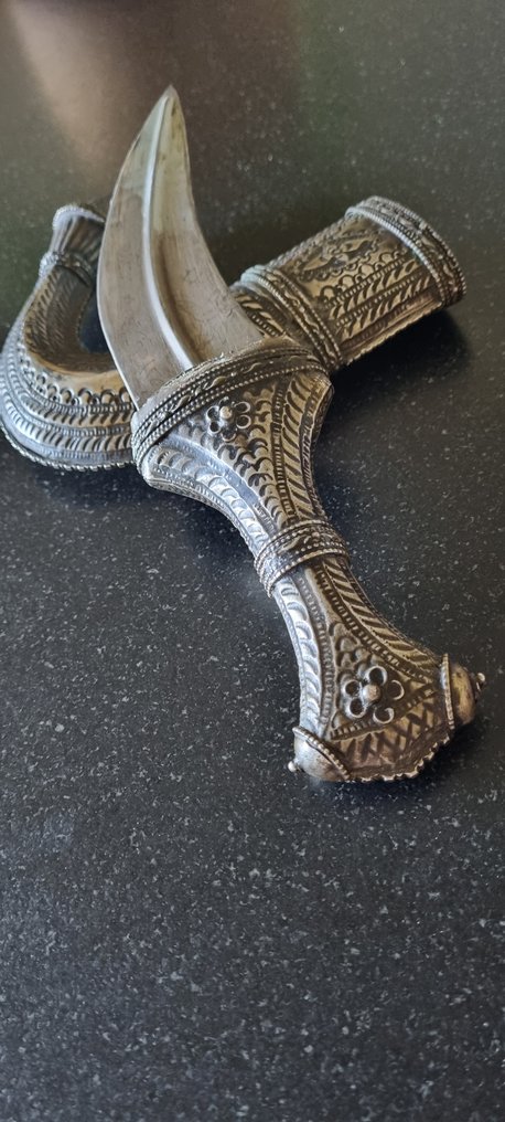 Daggert - Oman - 20. århundrede #2.1