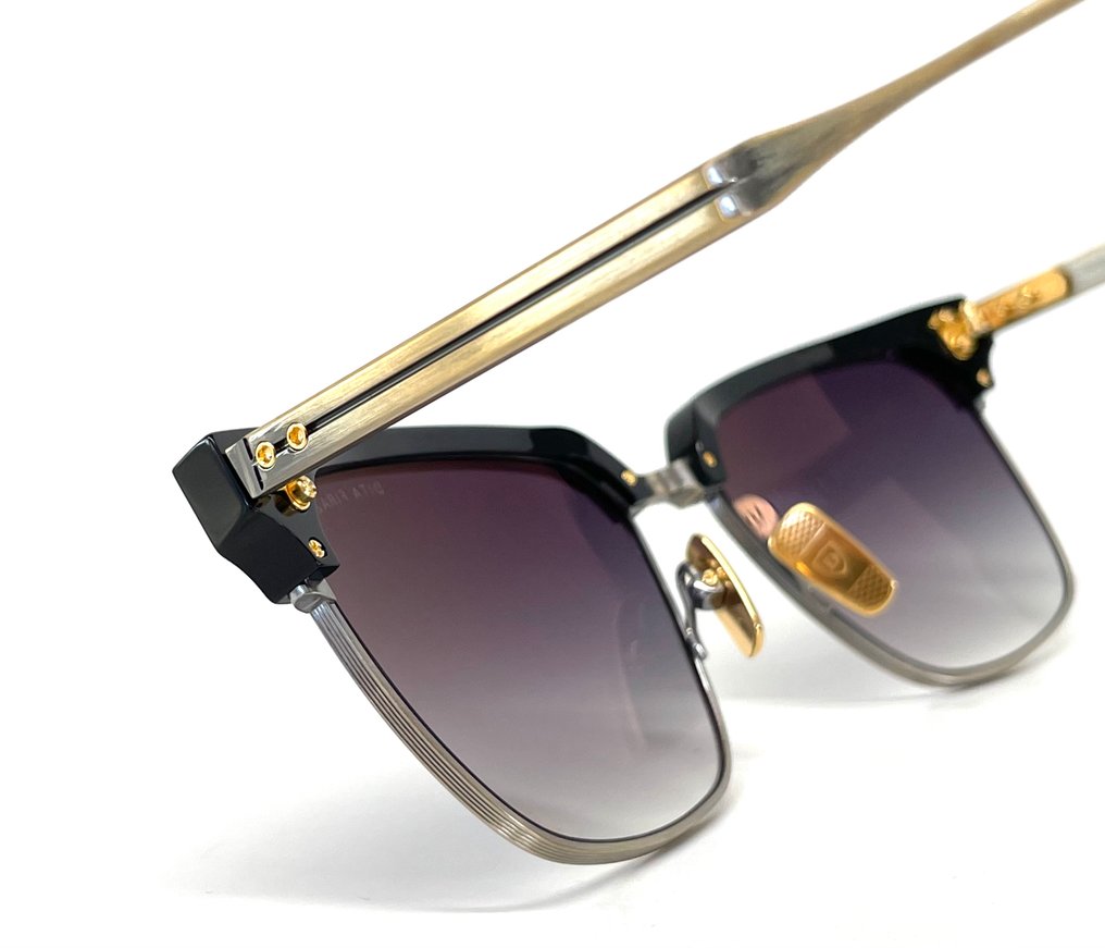 Dita - FIRAZ // DTS431-A-01, Handcrafted, Antique Gold, Sculpted Titanium, Premium CR-39 Gradient Lenses - Γυαλιά ηλίου #3.2