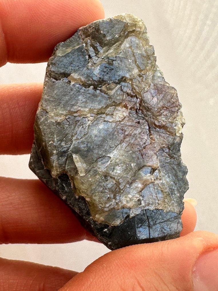 Ζαφείρι Ακατέργαστο. Απείρου σπάνιο πολύχρωμο σάπφειρος. 179,30 Ct, τεράστιο κομμάτι, 100% φυσικό. - Ύψος: 40 mm - Πλάτος: 33 mm- 35.86 g #4.3